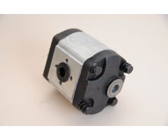 CBN-E314 Hydraulic Pump (old style) For TY395 Engines